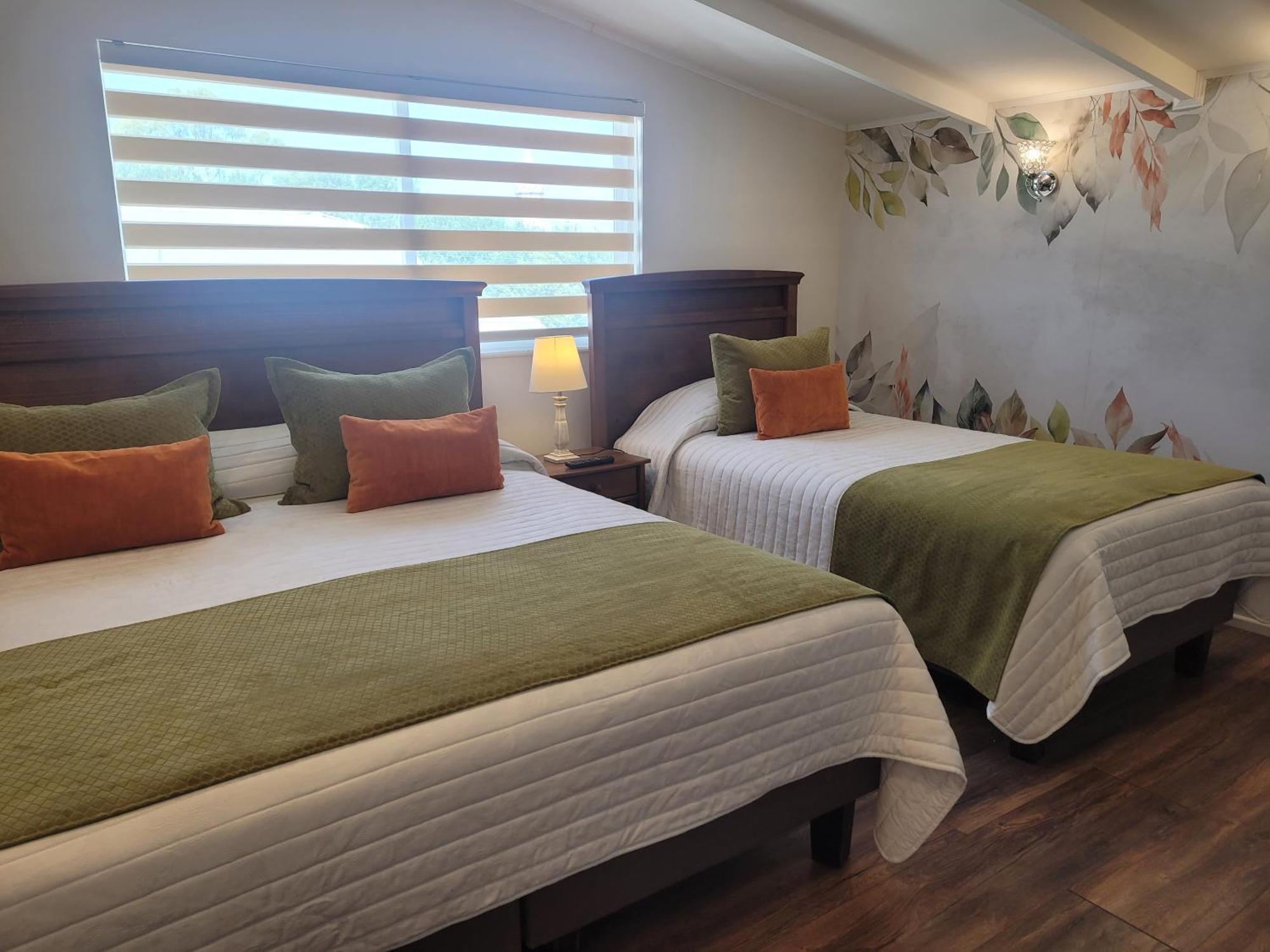 Hotel Puerta Del Lago プエルト・バラス エクステリア 写真