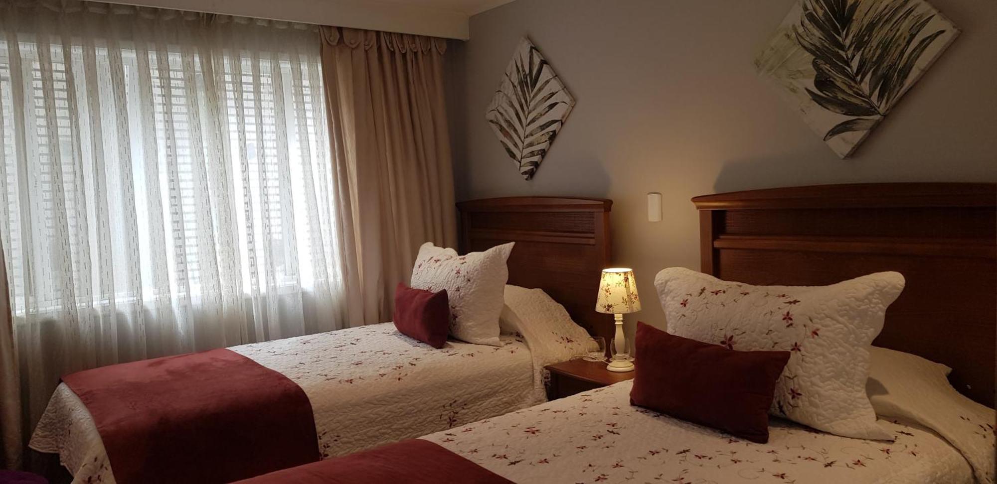 Hotel Puerta Del Lago プエルト・バラス エクステリア 写真