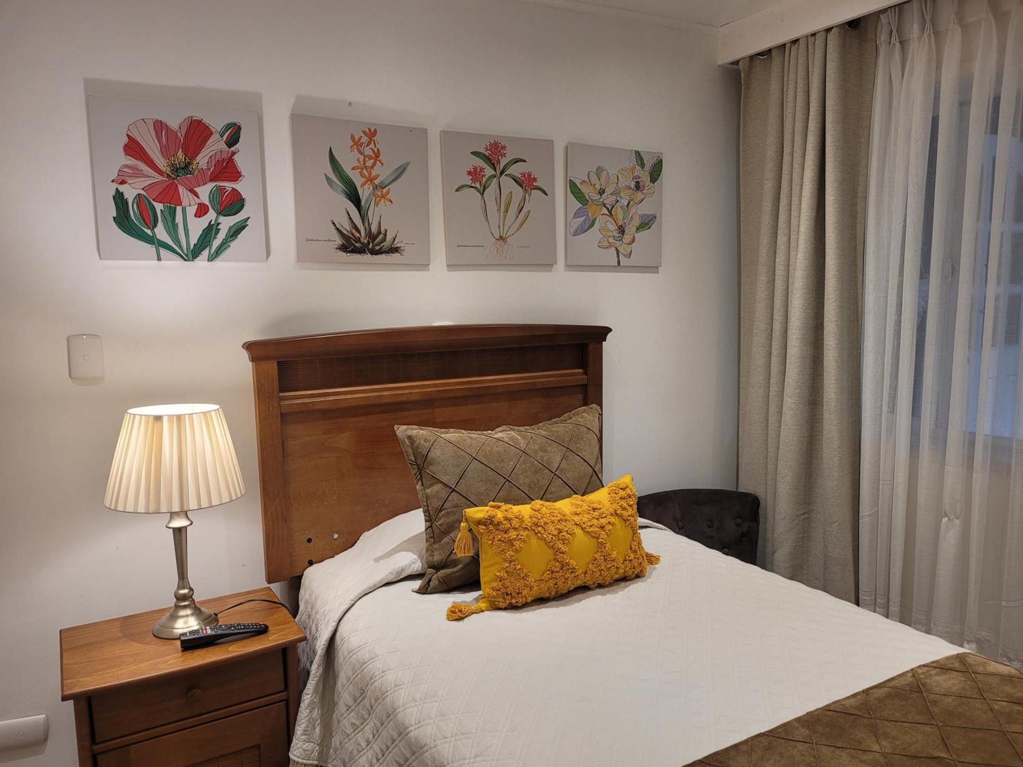 Hotel Puerta Del Lago プエルト・バラス エクステリア 写真
